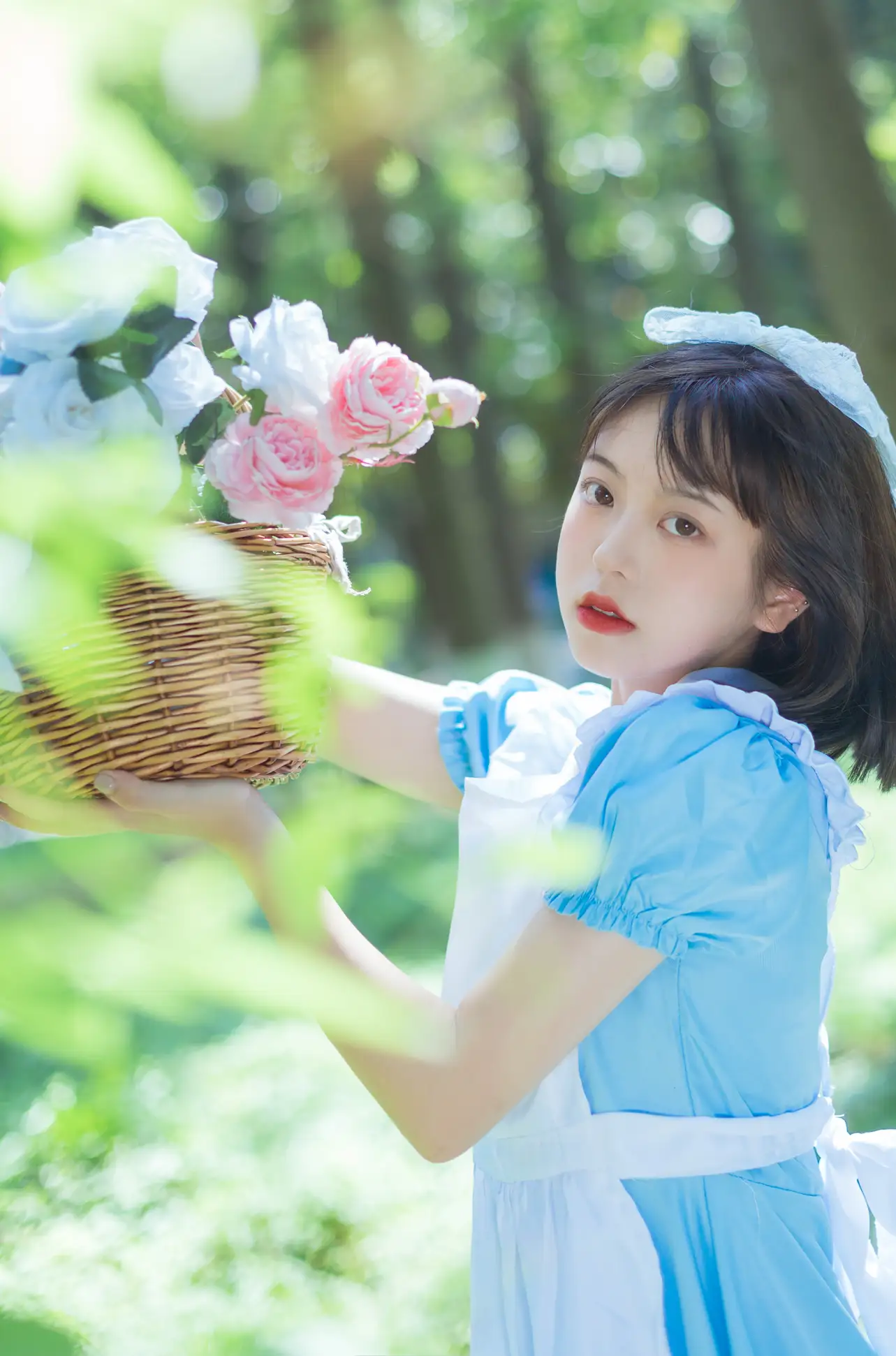 [YITUYU] 2022.08.05 Vol.1628 – Daisies and Strawberries Haji Twist#[32P]-12